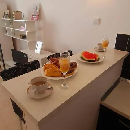 Apartment Maro Pag Town