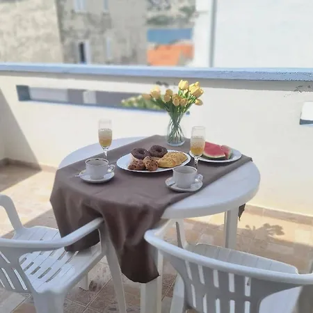 Maro Apartment