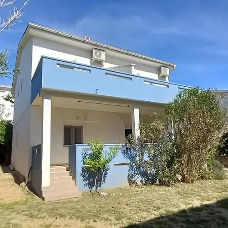 Apartment Maro *
